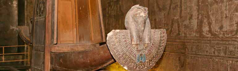 Visita a los Templo de Edfu y Kom Ombo por el Nilo